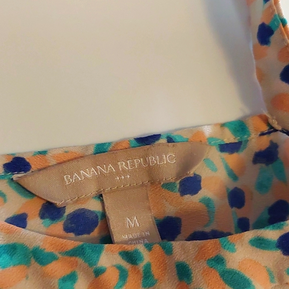 Medium Banana Republic top